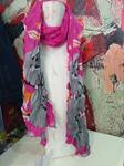 Pashmina arrugada con estampado de flores grandes