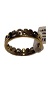 Anillo de acero dorado con corazones