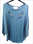 Blusón boho chic con flores en V en escote
