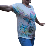 Blusón con mariposas en tallas grandes u oversize