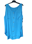 Blusa tirantes amplios, abotonado decorativo, tallas grandes