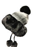 Gorro de invierno con pompones colgando