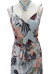 Vestido maxi de tirantes, con estampado vegetal.