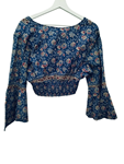 Blusa corta de manga larga