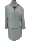 Conjunto de chaqueta y falda, inspiración del clásico de Chanel