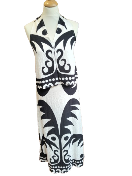 Blusa anudada al cuello