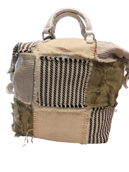 Mochila amplia de retales de tela