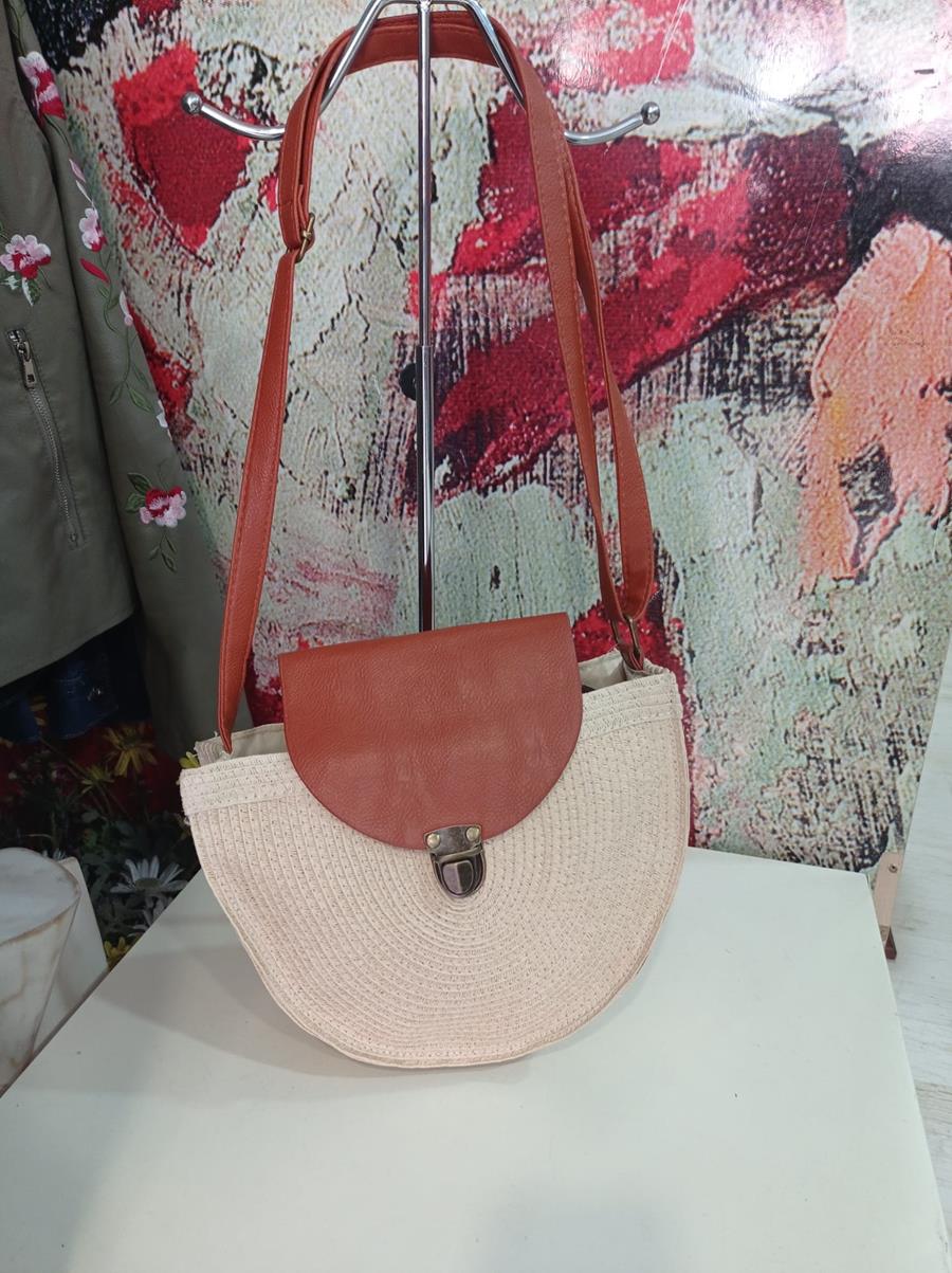 Bolso de rafia, bandolera de polipiel