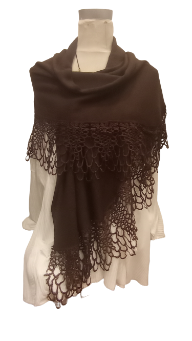 Fino y elegante echarpe marron
