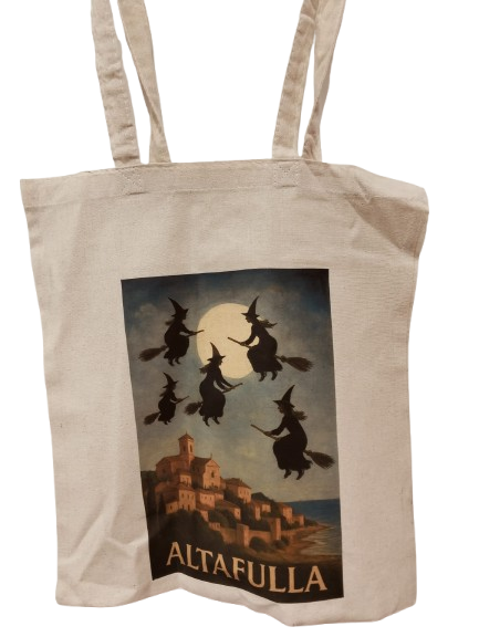 Bolsa de tela con brujas volando sobre Altafulla