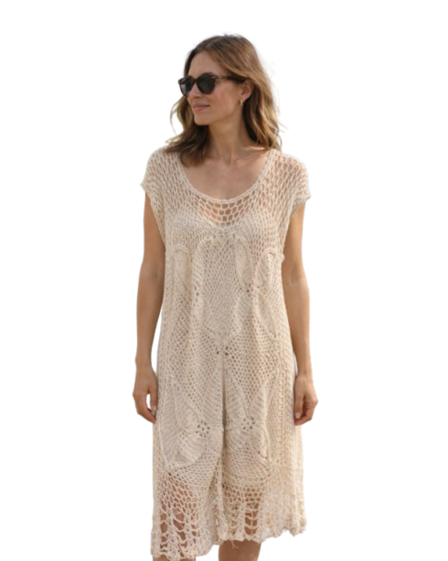 Vestido a ganchillo, en red y flores, color crudo 