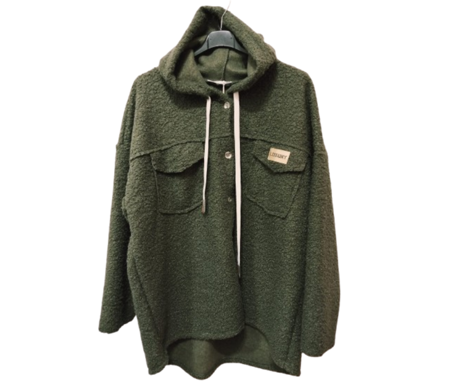 Chaquetón polar verde con capucha, confort y estilo invernal