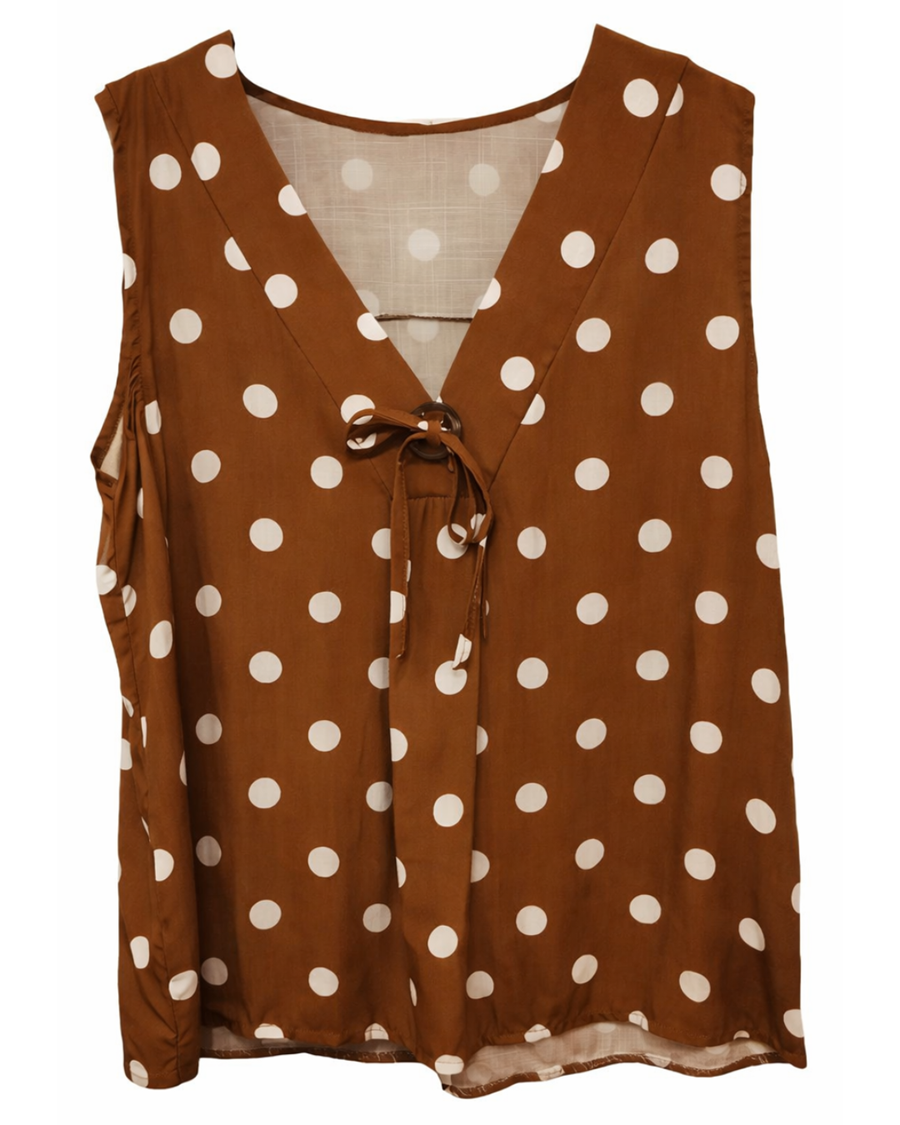 Blusa veraniega con topos