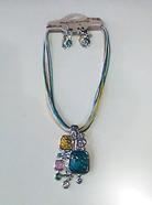 Collar gargantilla rectangular irregular, pedreria y plateado | 158343 | Ropa y complementos para todas, tallas grandes, moda casual, elegante y cómoda.