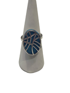 Anillo con Piedra Turquesa Ovalada entrelazada con soporte de Plata | 00-33P-011-10-1990 | Ropa y complementos para todas, tallas grandes, moda casual, elegante y cómoda.