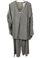 Conjunto de rayas de blusa y pantalon palazzo tallas grandes | 123-66-018-1-3590 | Ropa y complementos para todas, tallas grandes, moda casual, elegante y cómoda.