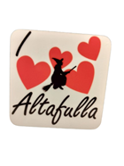 Iman recuerdo de Altafula Bruja en suescona con corazones. I Love Altafulla | 443-86-006-87-1414 | Ropa y complementos para todas, tallas grandes, moda casual, elegante y cómoda.