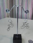 Pendientes con bicicleta | 018234 | Ropa y complementos para todas, tallas grandes, moda casual, elegante y cómoda.