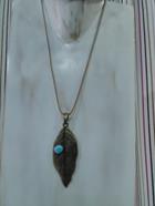 Collar "Hoja con piedra" | 108189 | Ropa y complementos para todas, tallas grandes, moda casual, elegante y cómoda.