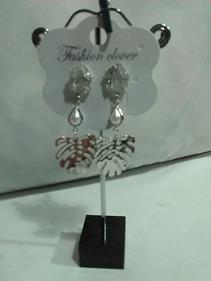 Pendientes "Hoja y perla" | 158135 | Ropa y complementos para todas, tallas grandes, moda casual, elegante y cómoda.