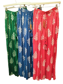 Falda Pantalon amplia con estampado de Flor de Lis | 75-9-022-79-2290 | Ropa y complementos para todas, tallas grandes, moda casual, elegante y cómoda.