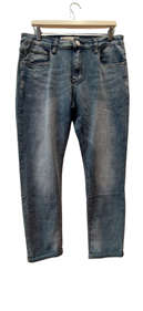 Pantalón vaquero para hombre azul lavado "Western" | 80-50-010-31-2490 | Ropa y complementos para todas, tallas grandes, moda casual, elegante y cómoda.