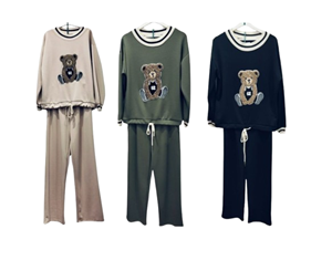 Conjunto de chandal para mujer con bordado de Osito | 1550-66-015-1-4490 | Ropa y complementos para todas, tallas grandes, moda casual, elegante y cómoda.