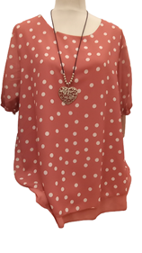 Blusa rosa con topos | 302590 | Ropa y complementos para todas, tallas grandes, moda casual, elegante y cómoda.