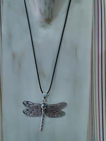 Collar "Libélula" | 058197 | Ropa y complementos para todas, tallas grandes, moda casual, elegante y cómoda.