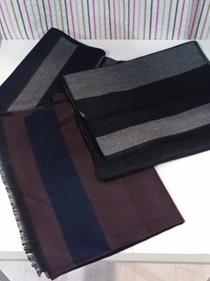 Bufanda cálida hombre, lisa. Dos colores delante y detrás. | 200129 | Ropa y complementos para todas, tallas grandes, moda casual, elegante y cómoda.