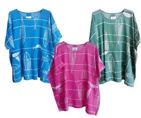 Blusón amplio manga corta estampado peces "Mediterráneo" | 60-3-008-9-1790 | Ropa y complementos para todas, tallas grandes, moda casual, elegante y cómoda.