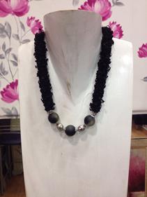 Collar "Hilos" | 008174 | Ropa y complementos para todas, tallas grandes, moda casual, elegante y cómoda.