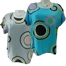 Blusa estampada manga corta con círculos grandes | 552419 | Ropa y complementos para todas, tallas grandes, moda casual, elegante y cómoda.