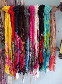 Pashmina "Floral" | 070146 | Ropa y complementos para todas, tallas grandes, moda casual, elegante y cómoda.