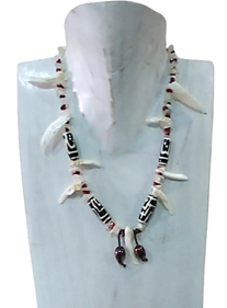 Collar "Colmillos" | 008173 | Ropa y complementos para todas, tallas grandes, moda casual, elegante y cómoda.