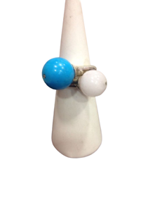 Anillo de Plata con dos perlas Turquesa y Blanca | 00-33P-008-10-3090 | Ropa y complementos para todas, tallas grandes, moda casual, elegante y cómoda.