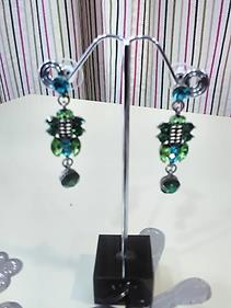 Pendientes "Escudo" | 008264 | Ropa y complementos para todas, tallas grandes, moda casual, elegante y cómoda.