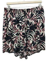 Pantalones cortos "Hojas palmeras" | 253124 | Ropa y complementos para todas, tallas grandes, moda casual, elegante y cómoda.